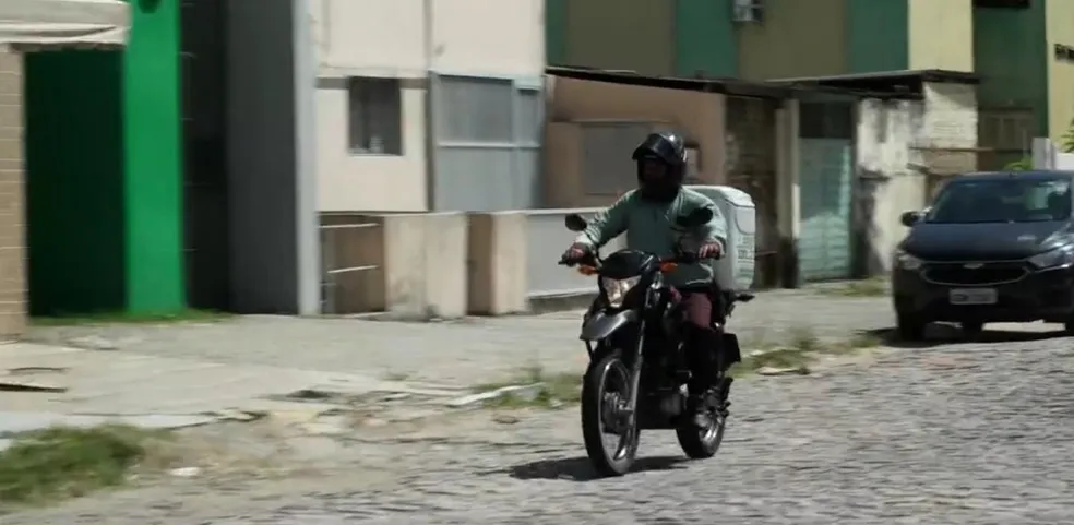 Câmara de Natal aprova lei que autoriza entregas por aplicativos serem deixadas nas portarias dos condomínios