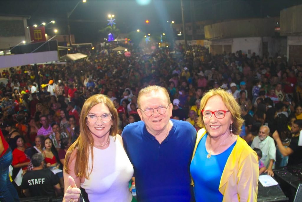 Ao lado de Jaime, senadora Zenaide comemora 21 anos da rádio São Gonçalo FM