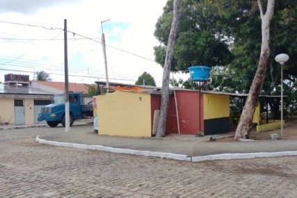 Semurb notifica responsável para demolir ocupação em área pública no Pitimbú