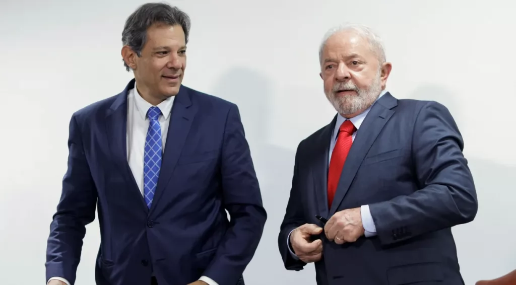 Lula critica empresários que pedem a desoneração da folha de pessoal