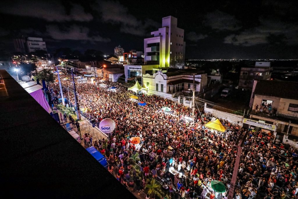 Sesc Parada na Ladeira reuniu 23 mil pessoas na avenida Rio Branco