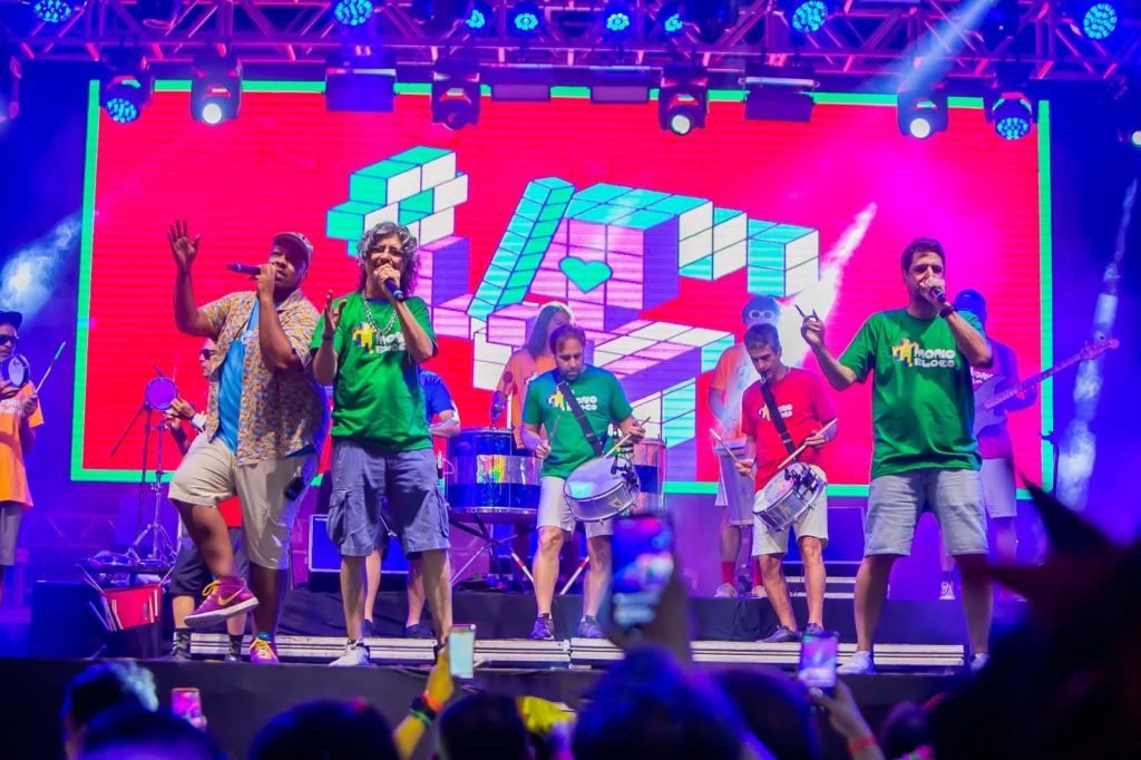 Show de Monobloco no Buiu passa para Polo Petrópolis
