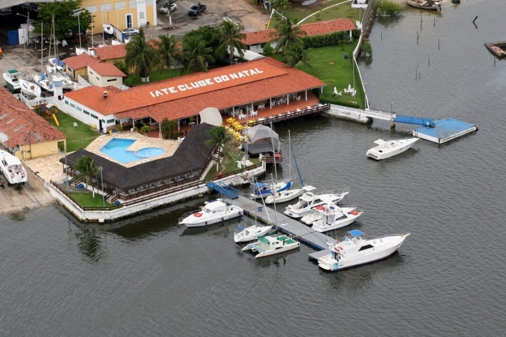 Jornalistas se reúnem para viver momentos nostálgicos