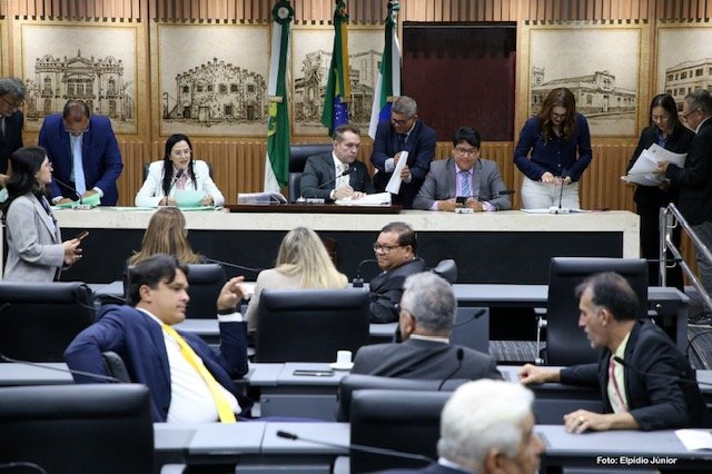 Vereadores de Natal aprovam criação do Programa Jovem Financista