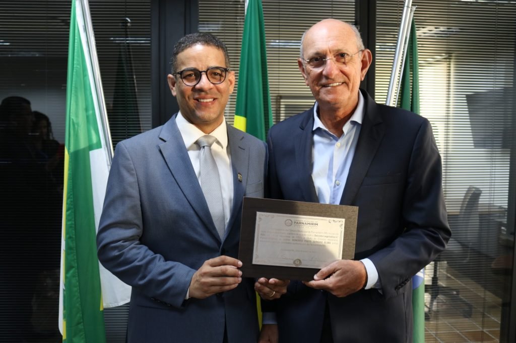 Presidente da FIERN é homenageado com Título de Cidadão Parnamirinense