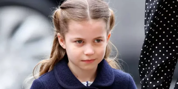 Veja o valor impressionante da mensalidade da escola da Princesa Charlotte, bisneta da Rainha Elizabeth