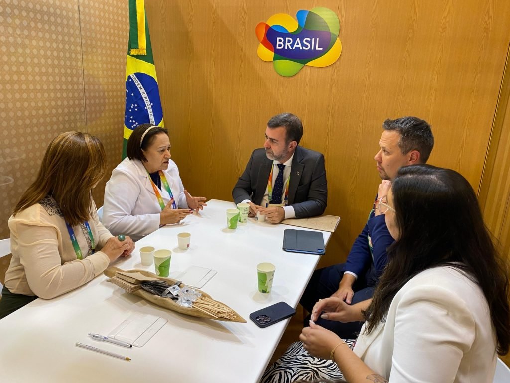 Em bolsa de turismo, governo do RN assegura voos, Fórum de Geoparques e opções para investimentos