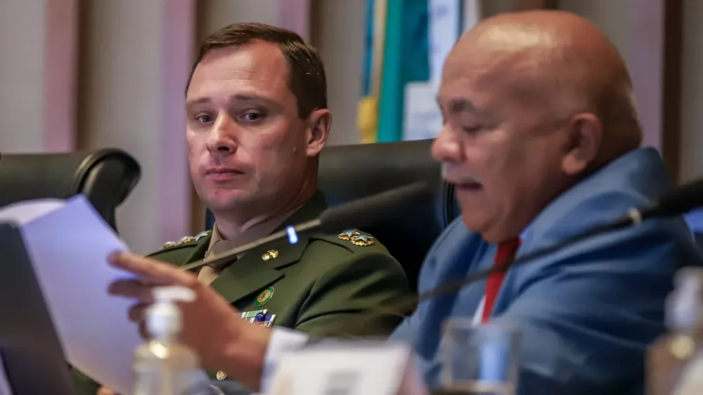 Cid dá nova versão sobre delação: ‘Nunca disse que Bolsonaro tramou golpe’