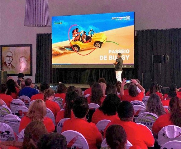 Emprotur-RN capacita agentes de viagens em evento nacional