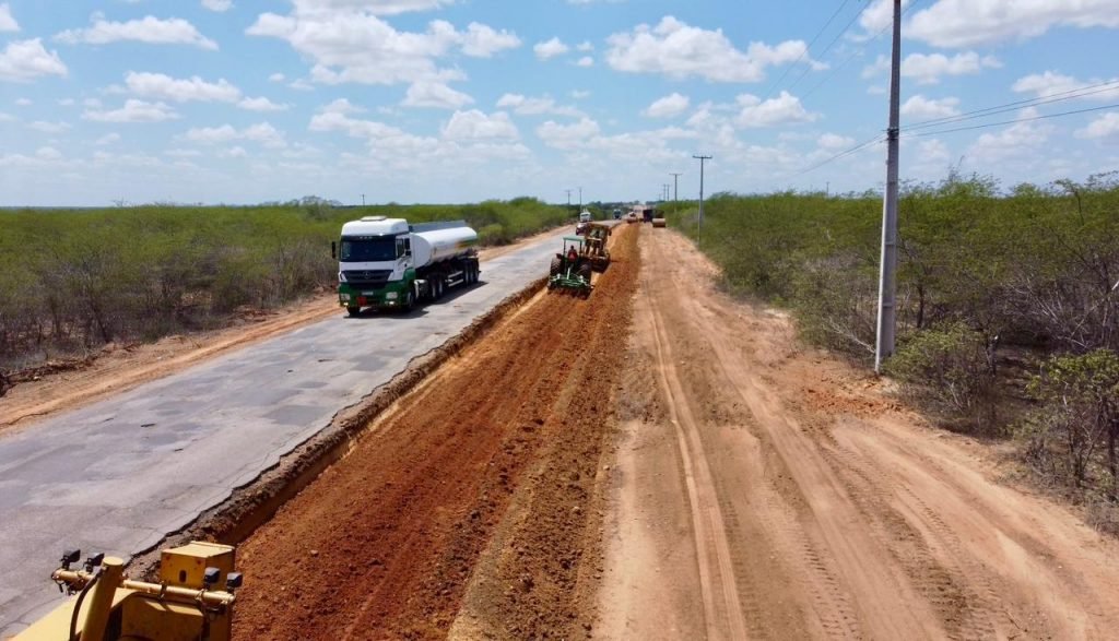 Governadora anuncia mais investimentos em melhoria de estradas