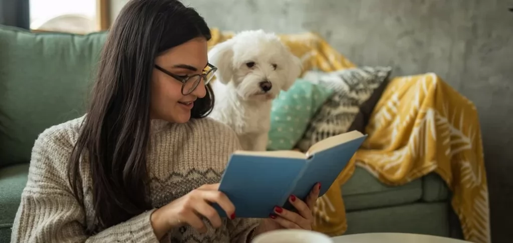 7 raças de cães perfeitas para quem mora em apartamento