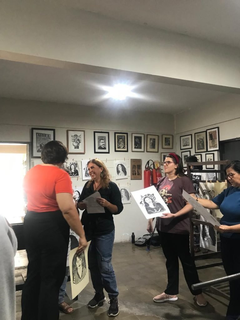 Fundação José Augusto realiza exposição de xilogravuras com tema mulheres