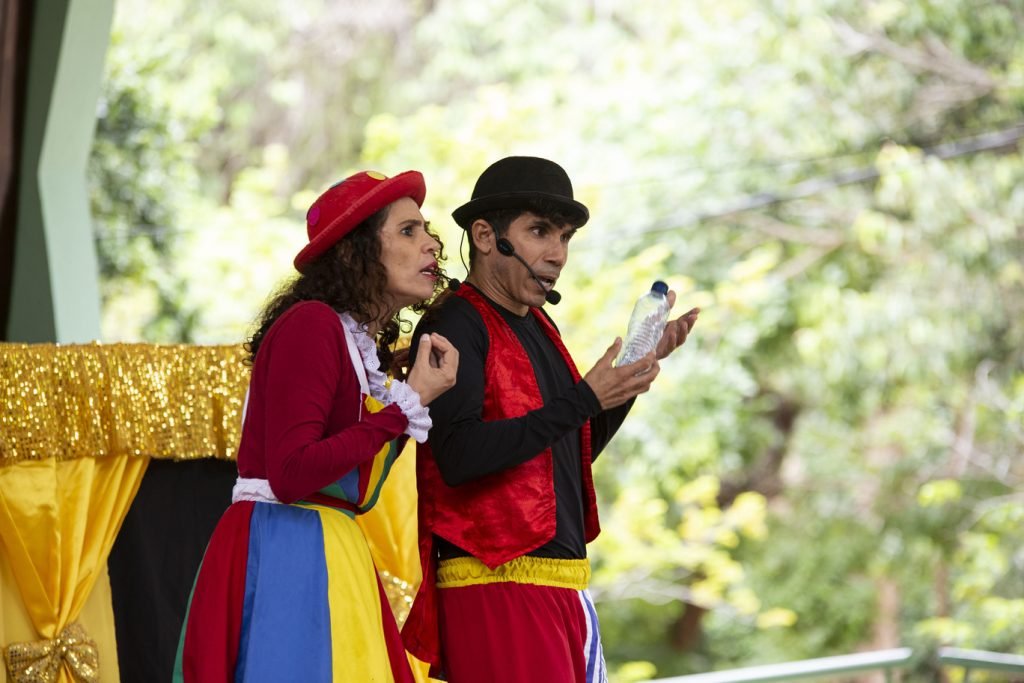 O Bosque Encena deste domingo fala sobre Educação Ambiental