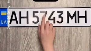 Adesivo anti-radar viraliza, mas é ilegal e gera multa pesada