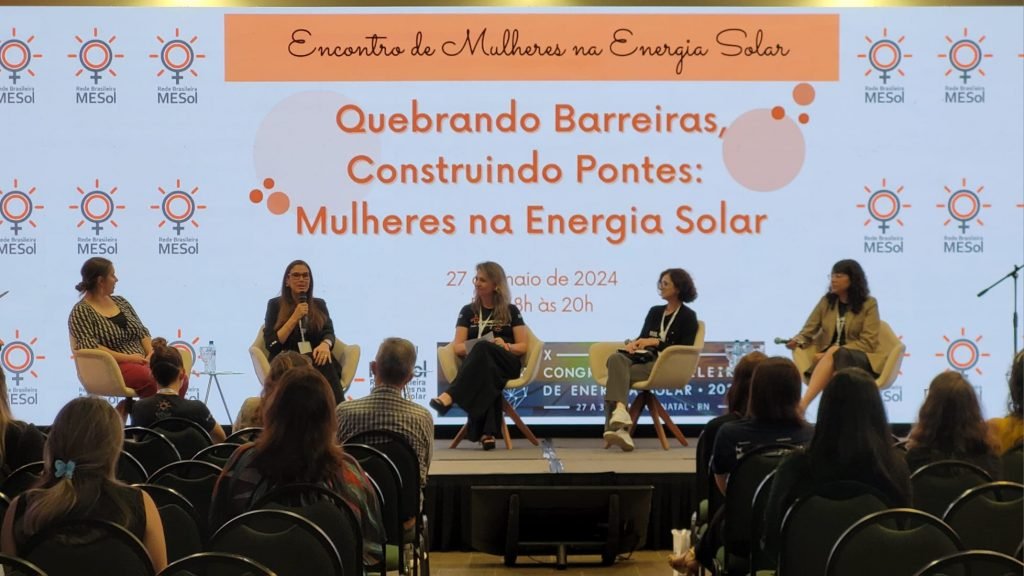 Encontro das Mulheres na Energia Solar destaca desigualdades no mercado e caminhos para mudança
