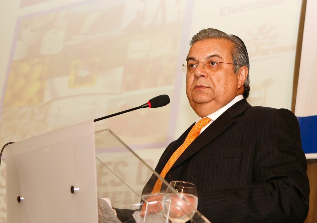 Nota – FIERN se congratula com o empresário Flávio Azevedo pela posse no Senado Federal