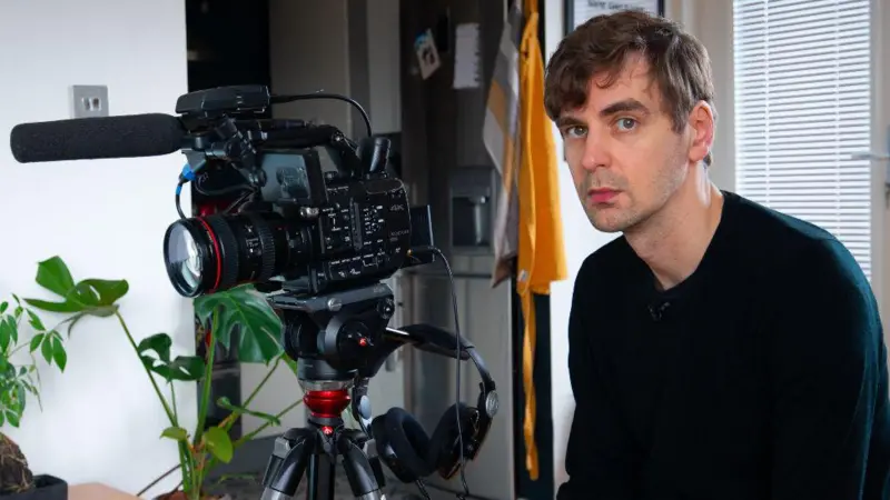 A ‘síndrome de James Bond’ que faz homens sofrerem em silêncio