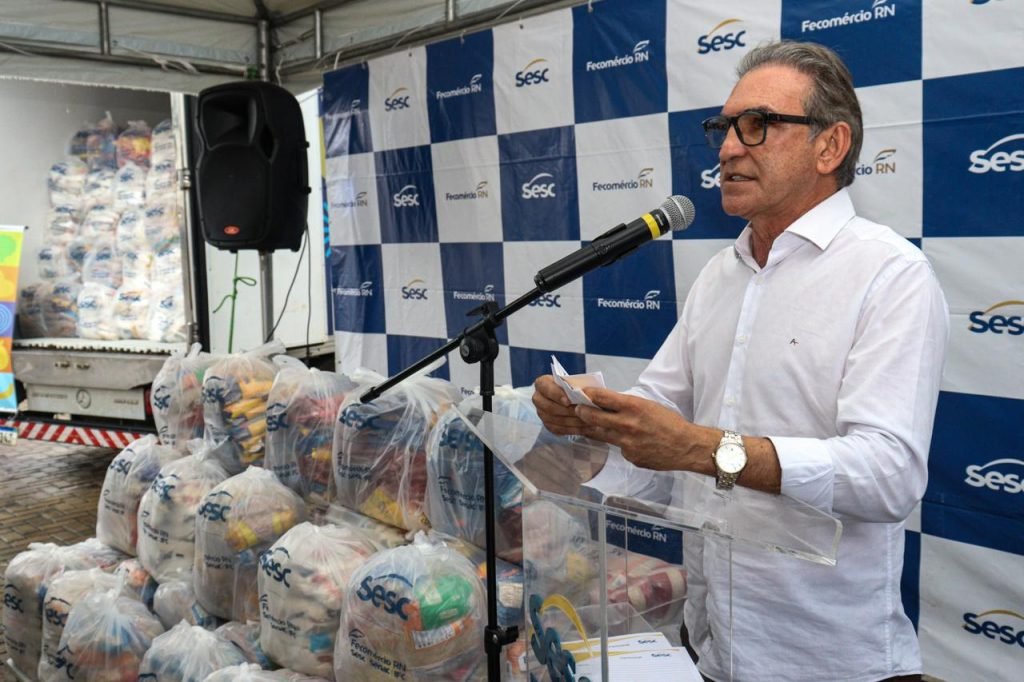 Arrecadação de 14 toneladas de alimentos é entregue a instituições do Sesc Mesa Brasil