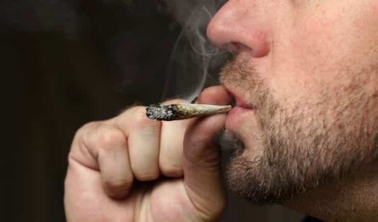 Os planos do Congresso para anular decisão do STF na descriminalização da maconha