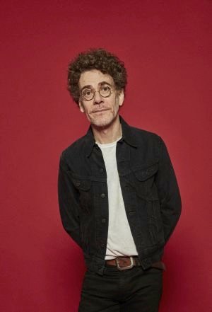 Nando Reis lança álbum triplo + disco bônus de músicas inéditas e prepara turnê por 25 cidades; Natal recebe show em outubro