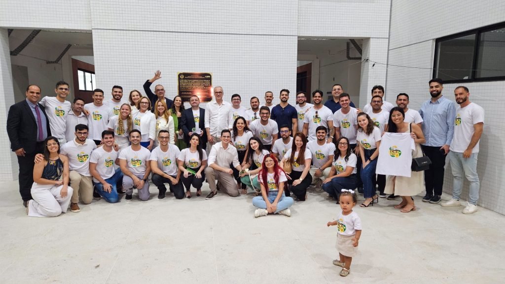 Zenaide Maia recebe homenagem no Seridó e prestigia festejos de Sant’Ana