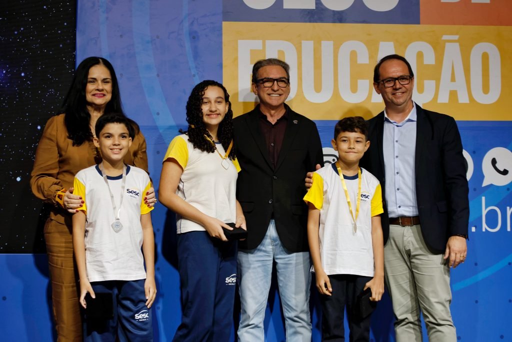 Clóvis de Barros encerra com maestria Congresso Sesc de Educação