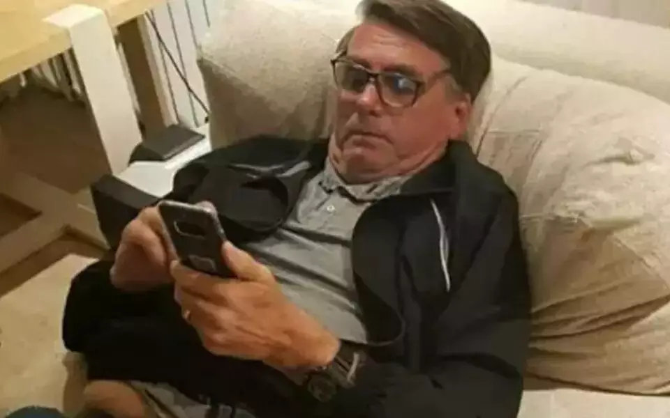 Moraes tira de Bolsonaro mais de 13 milhões de seguidores na rede social X