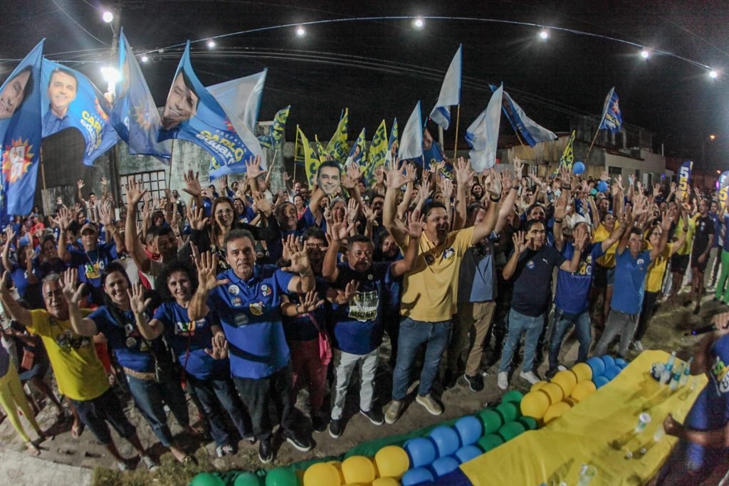 “Vamos voltar a cuidar da zona Norte,” afirma Carlos Eduardo em caminhada na maior região de Natal