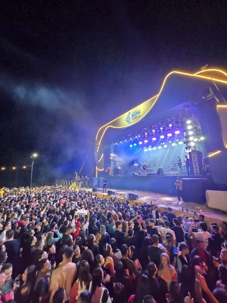 Festival de Inverno de Serra de São Bento abre com recorde de público em sua primeira noite