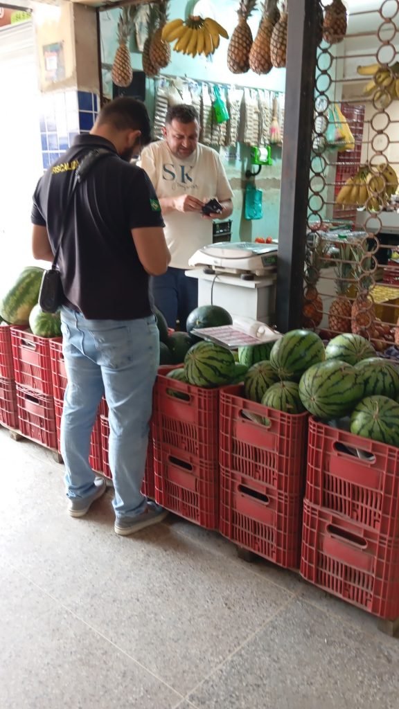 IPEM/RN fiscaliza balanças utilizadas por feirantes