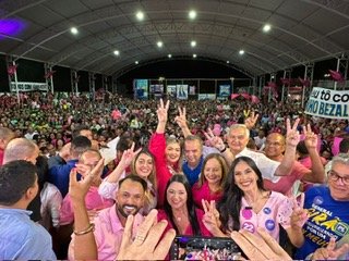 Extremoz veste Rosa para a maior convenção da história, que homologou as candidaturas de Jussara e Izidoro para prefeitura