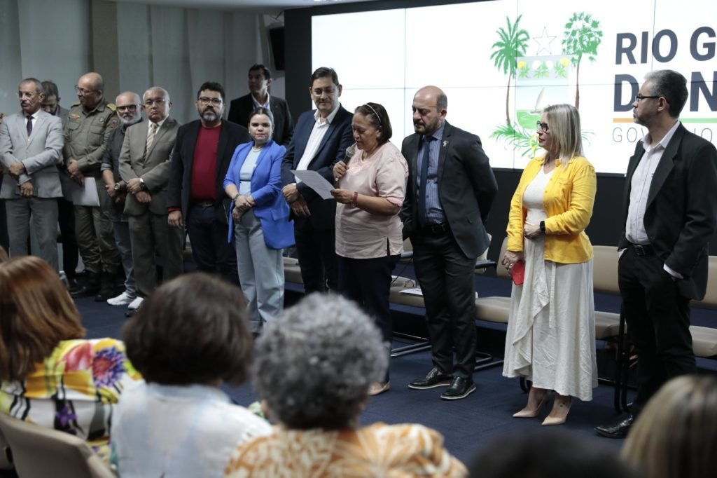 Governo do RN encaminha projetos de lei de recomposição salarial dos servidores à Assembleia Legislativa