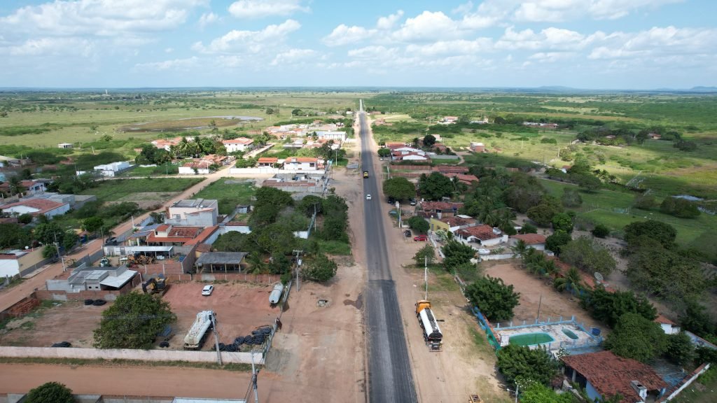 Governo do Estado inicia restauração de mais uma rodovia no Agreste