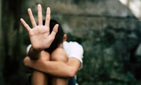 Dois professores são presos suspeitos de assédio sexual e estupro de vulnerável em Natal