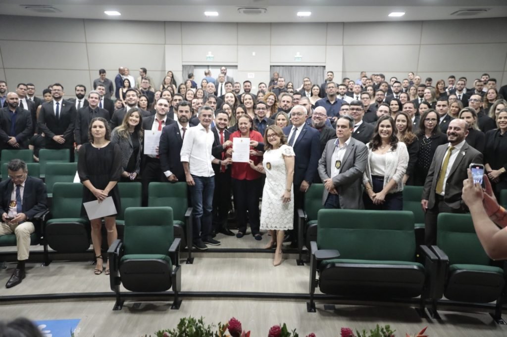 Governo do RN empossa 138 novos policiais civis