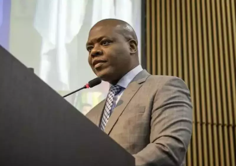 ‘Ele levantou a saia e colocou as mãos nas minhas partes íntimas’, diz vítima de ministro tarado