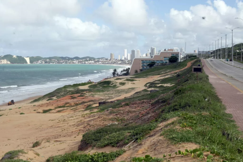 Ministério Público quer impedir novos investimentos na Via Costeira