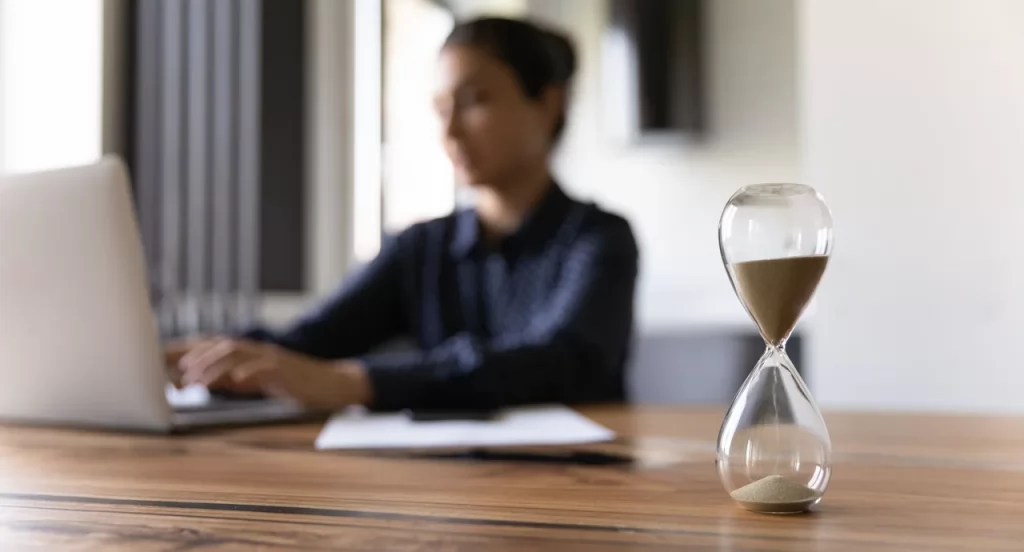 Por que o tempo parece passar mais rápido à medida que envelhecemos?