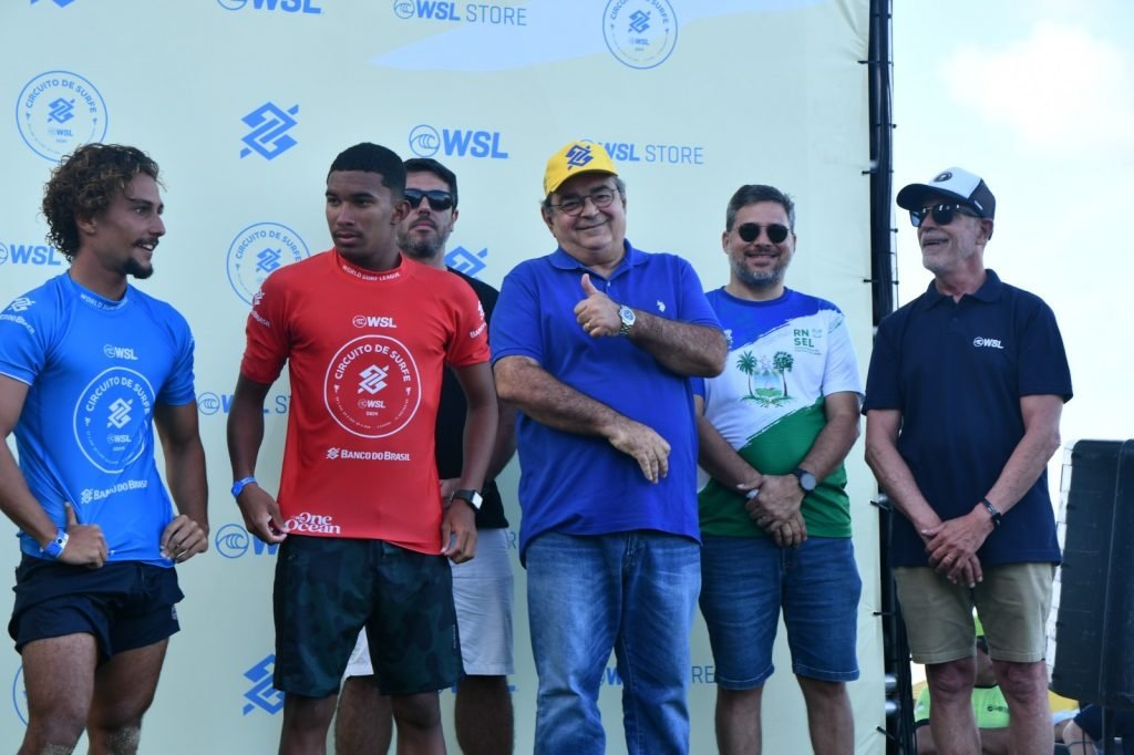 Álvaro Dias acompanha finais das competições esportivas do Festival Tamo Junto BB