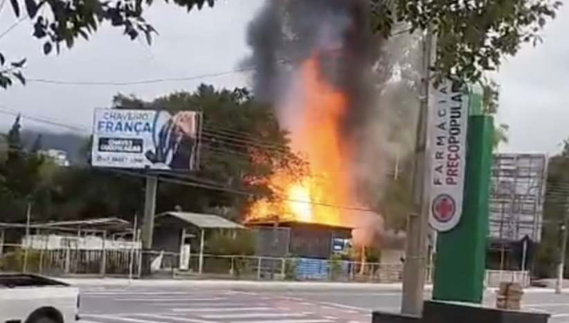 PF vai investigar incêndio na casa de Tiü França