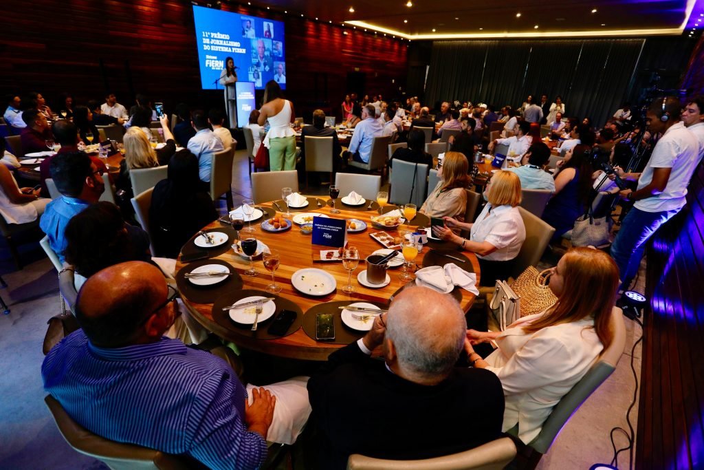 Imprensa potiguar prestigia cerimônia de premiação do 11º Prêmio de Jornalismo do Sistema FIERN