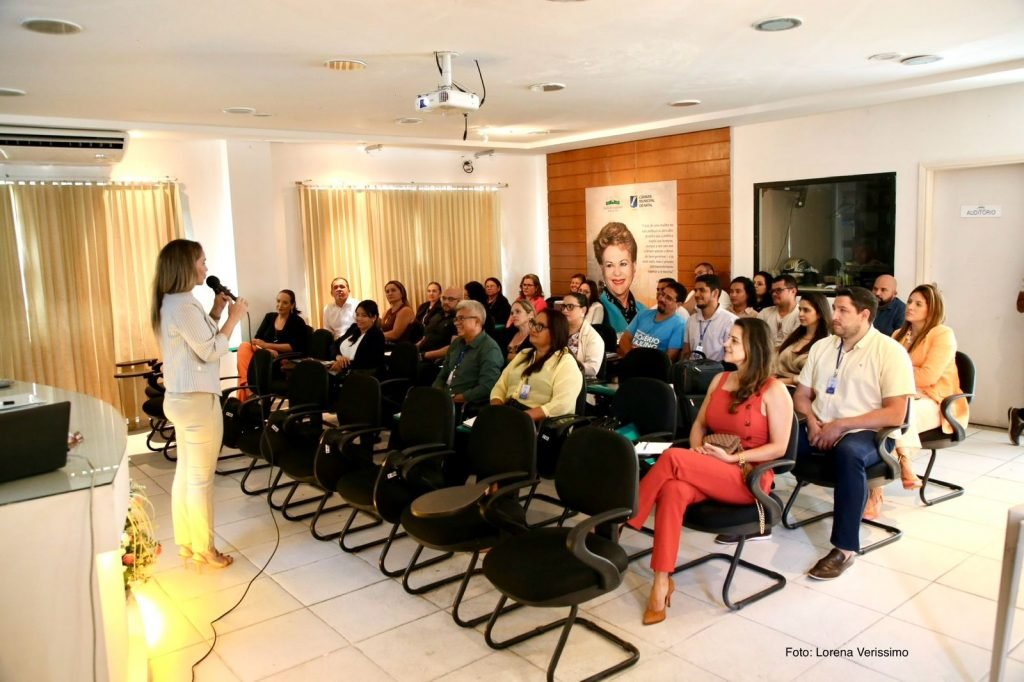 Servidores da Câmara de Natal participam de curso de oratória