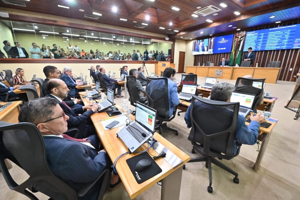 Assembleia aprova previsão orçamentária de R$ 23 bilhões para 2025 no RN