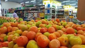 Cesta básica sobe 3% em novembro em Natal impulsionada por altas de tomate e óleo de soja