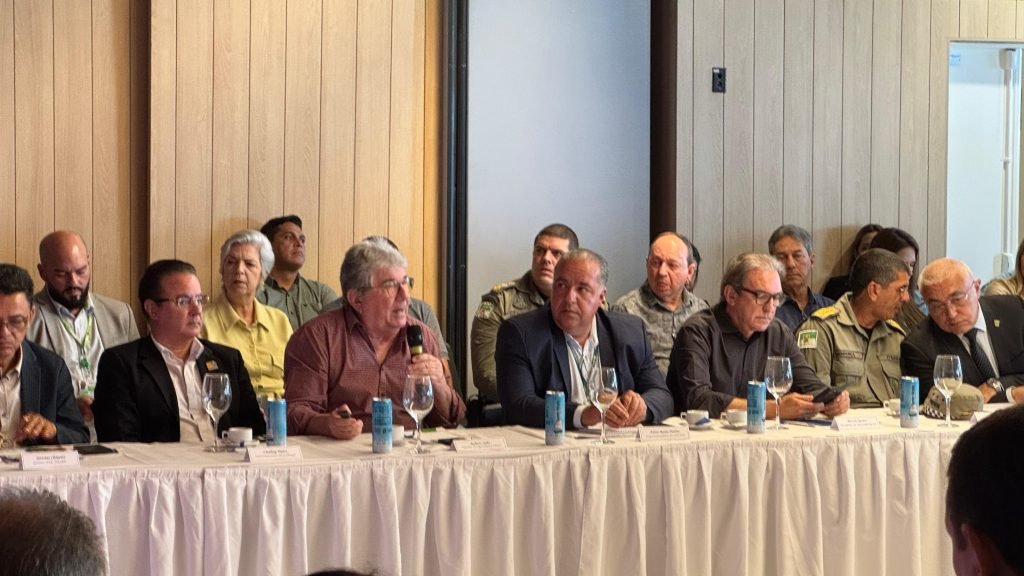 Liga Contra o Câncer pede recursos para ampliação do Hospital Dr. Luiz Antônio durante reunião da bancada federal do RN