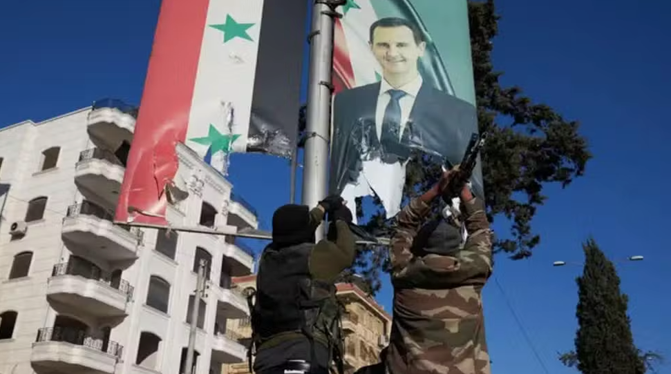 Rebeldes sírios derrubam regime de Bashar al-Assad e conquistam Damasco