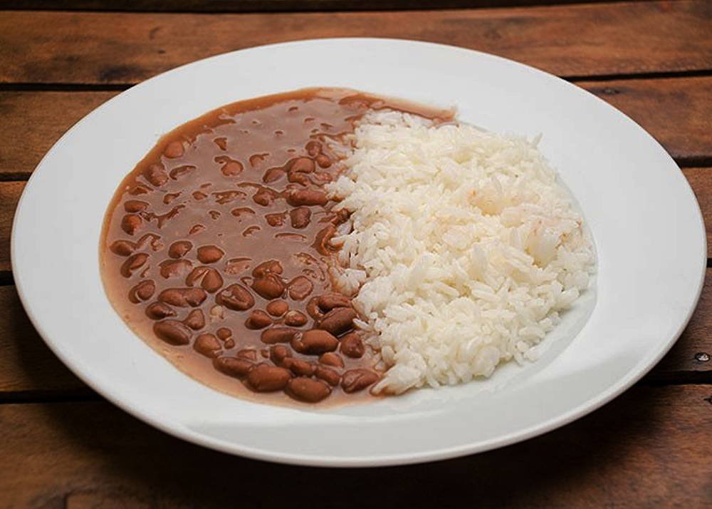 Alimentação no domicílio teve maior alta no IPCA desde janeiro, diz IBGE