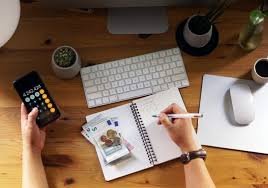 Impostos e taxas de início do ano. veja como se programar e evitar problemas