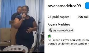 Mulher traída desmascara pastor durante culto, vira sensação nas redes sociais e ganha mais de 290 mil seguidores