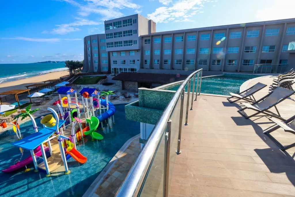 Com R$ 130 milhões em investimentos, Costeira Palace Resort inicia operações